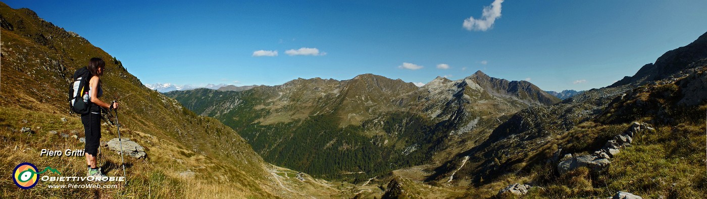 85 Vista sul Rif. Dordona  e la Val Madre.jpg